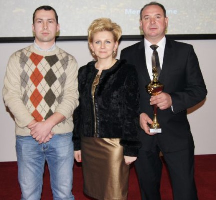 Państwo Smolarkowie z doradcą Piotrem Łuczakiem