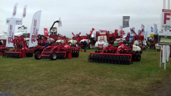 Wyjazd rolników z  powiatu ostrzeszowskiego na AGRO SHOW 2017